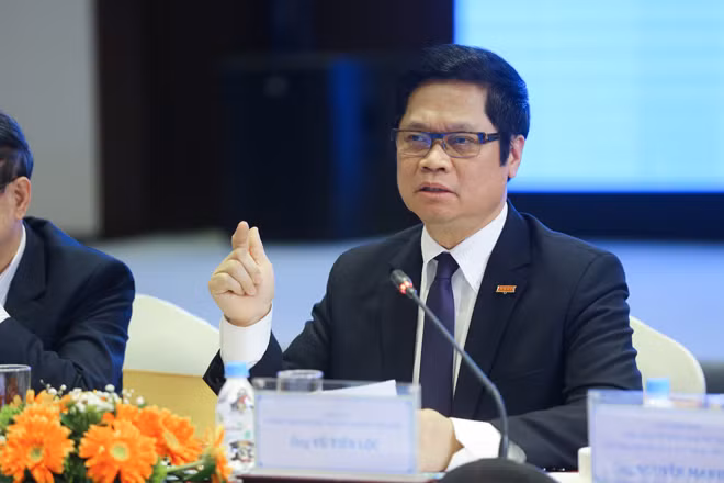 Tiến sỹ Vũ Tiến Lộc, Chủ tịch Phòng Thương mại và Công nghiệp Việt Nam (VCCI)