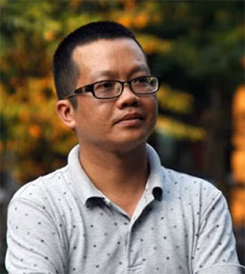 Nhà văn Uông Triều.