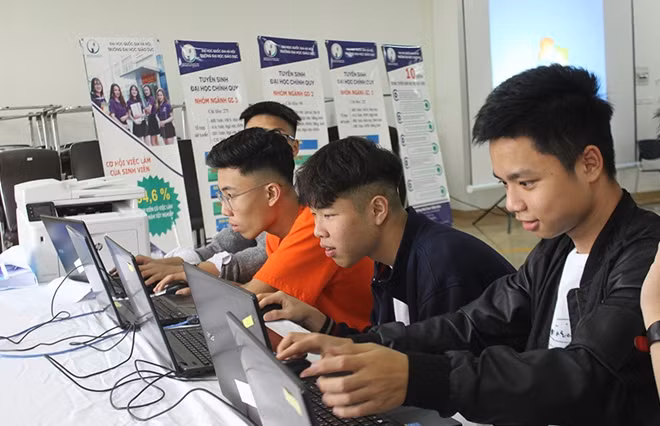 Các trường ĐH mở nhiều ngành học mới đón đầu xu hướng cuộc cách mạng công nghiệp 4.0. (Ảnh minh họa)