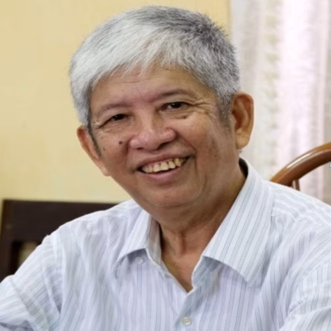 Nhà thơ Lê Quốc Hán.