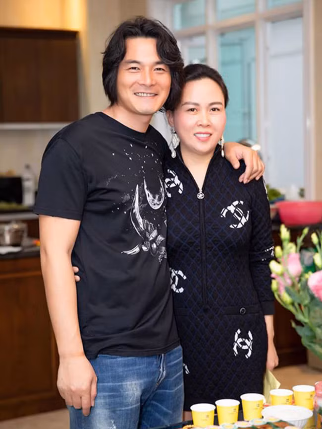 Diễn viên Quách Ngọc Ngoan và Doanh nhân Phượng Chanel không còn bên nhau.