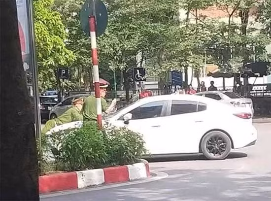 Hiện trường vụ việc. Hiện trường vụ việc.