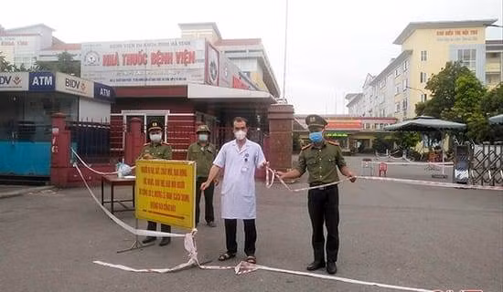 6h sáng nay 9/6, Bệnh viện Đa khoa Hà Tĩnh đã chính thức trở lại hoạt động.