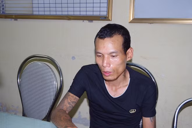 Đối tượng Hưng tại cơ quan Công an.