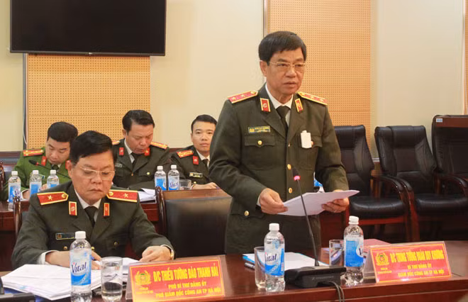 Trung tướng Đoàn Duy Khương, Giám đốc Công an TP Hà Nội phát biểu tại buổi làm việc.