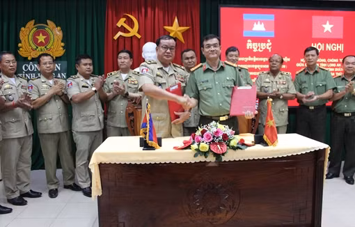Thủ tướng Hun Sen: Campuchia luôn ghi nhớ công lao của bộ đội tình nguyện Việt Nam ảnh 3