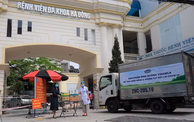 Vinamilk đã chuyển các sản phẩm đến các bệnh viện, điểm cách ly cần hỗ trợ trên địa bàn TP Hà Nội.