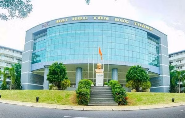 Trường ĐH Tôn Đức Thắng cần được sớm ổn định tổ chức, bộ máy vì quyền lợi người học.