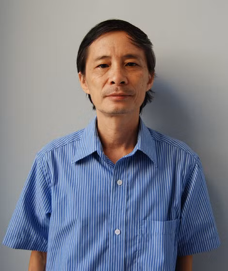 Nhà thơ Nguyễn Thanh Tuấn.