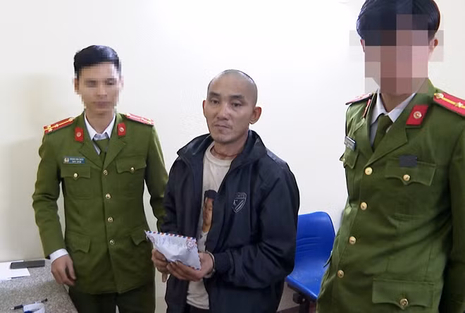Đối tượng Tráng A Lộng.