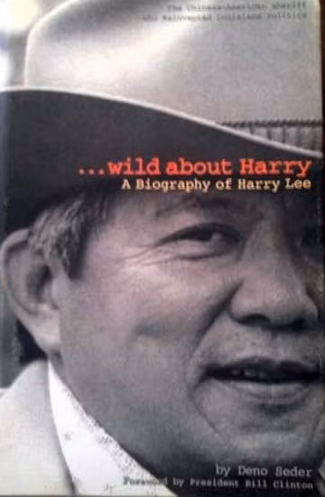 Bìa sách tiểu sử về Harry Lee của tác giả Deno Seder.