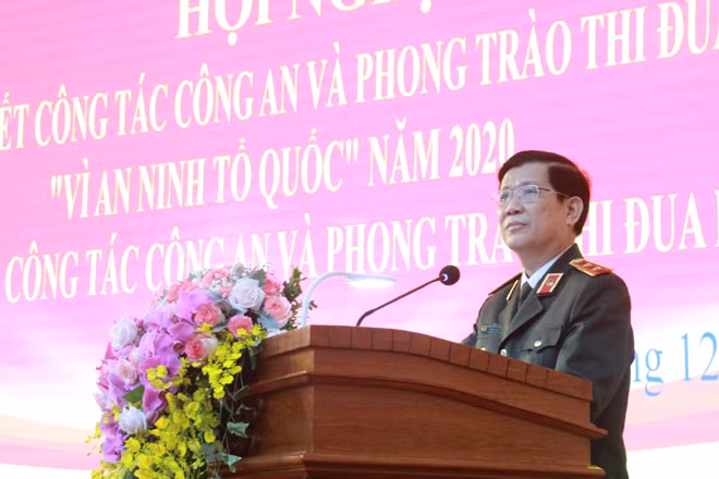 Thứ trưởng Nguyễn Văn Sơn phát biểu tại Hội nghị.
