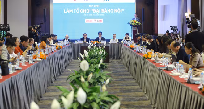 Toàn cảnh Toạ đàm.
