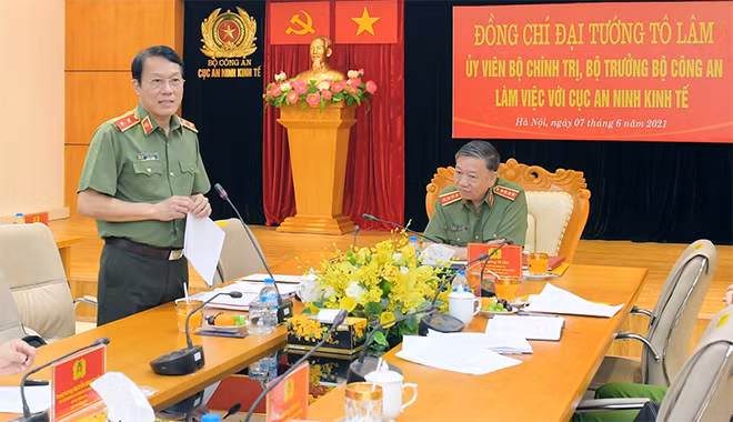 Thứ trưởng Lương Tam Quang tại buổi làm việc.