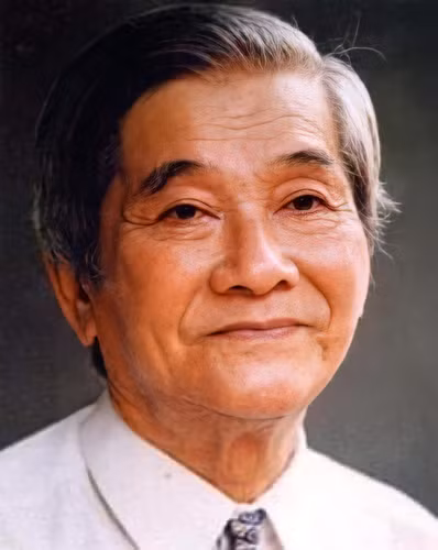 Nhà thơ Nguyễn Xuân Sanh.