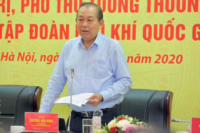 Phó Thủ tướng Thường trực Chính phủ Trương Hòa Bình phát biểu tại buổi làm việc.