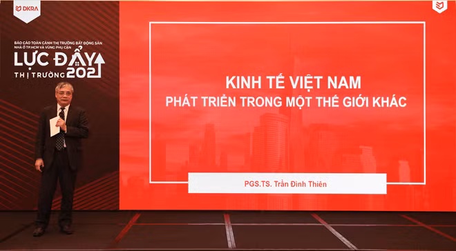 Ông Trần Đình Thiên - Nguyên Viện trưởng Viện Kinh tế Việt Nam trình bày những chính sách tài chính và kinh tế vĩ mô cho năm 2021