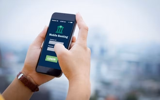 Người dân cần kiểm tra kỹ các ứng dụng, website trong các tin nhắn mà mình nhận được.