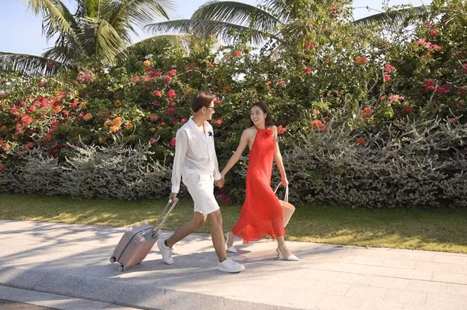 Con đường hoa ra biển Quy Nhơn đẹp như cổ tích (Ảnh: zzocca87 )