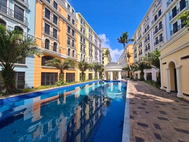 Phu Quoc Marina Square - Ảnh thực tế.