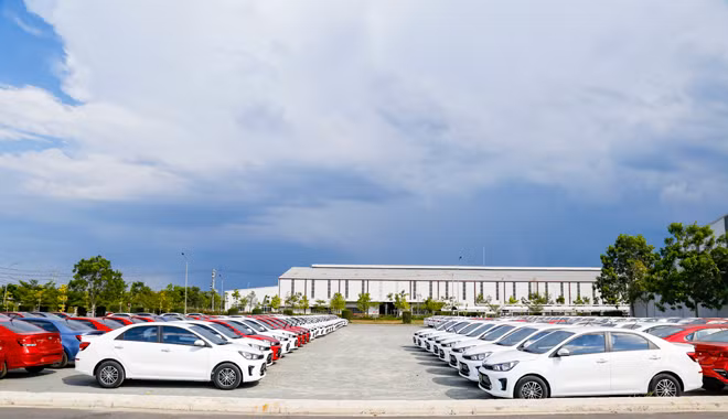 Xe Kia Soluto sản xuất tại nhà máy THACO Kia - KCN THACO Chu Lai