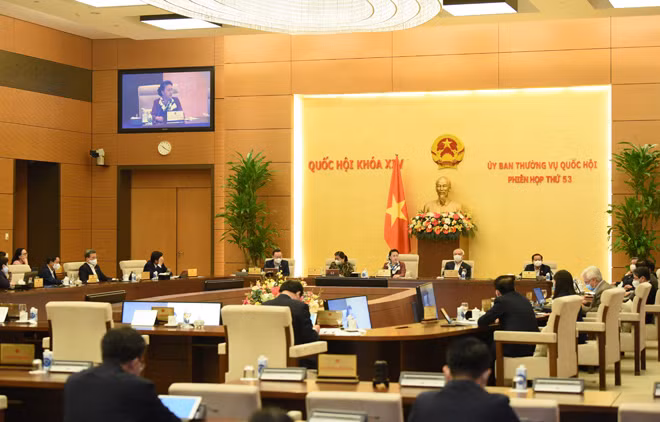 Phiên họp toàn thể Ủy ban Thường vụ Quốc hội, sáng 23/2. Ảnh: VGP/ Lê Sơn Phiên họp toàn thể Ủy ban Thường vụ Quốc hội, sáng 23/2. Ảnh: VGP/ Lê Sơn