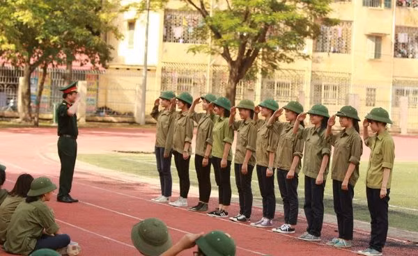 Giáo dục quốc phòng và an ninh chính thức trở thành môn học chính khóa. Ảnh minh hoạ