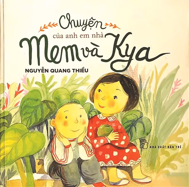 Cuốn sách nhà thơ Nguyễn Quang Thiều viết tặng hai cháu của mình.
