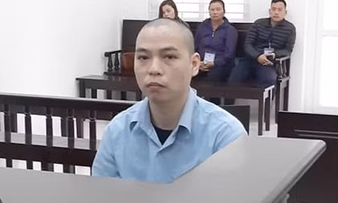 Bị cáo Hùng tại phiên xử.