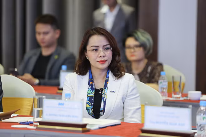 Bà Hương Trần Kiều Dung, Phó Chủ tịch thường trực của FLC.