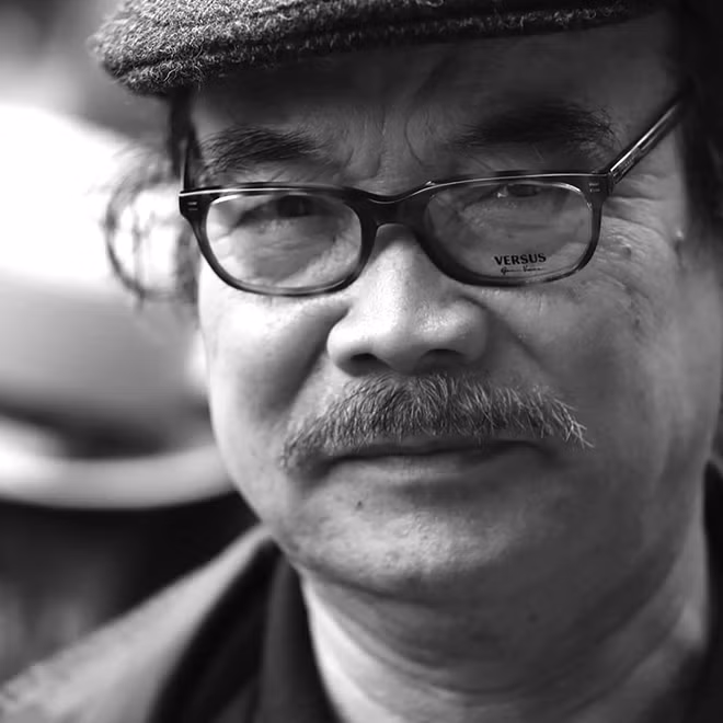 Nhà văn Nguyễn Hiếu.