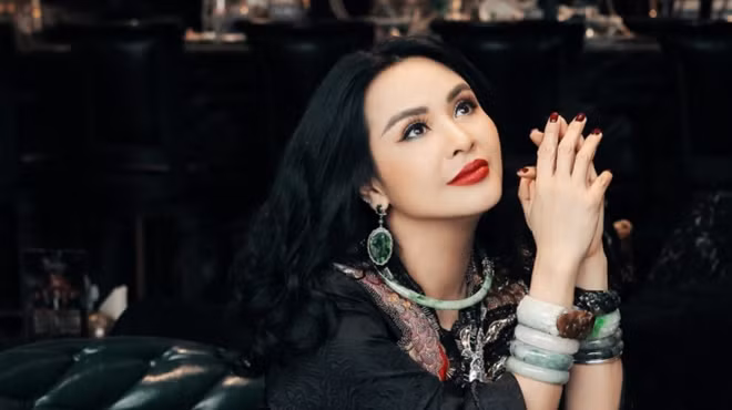 Ca sĩ Thanh Lam hạnh phúc trong “tình yêu mới”.