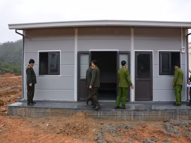 Nhà ở cho cán bộ, chiến sĩ Công an xã biên giới của tỉnh Quảng Nam được xây dựng mới.