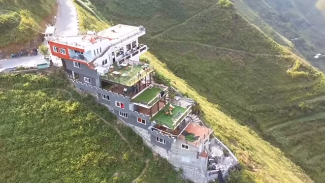 Công trình Panorama xây dựng trên đèo Mã Pì Lèng, huyện Mèo Vạc, tỉnh Hà Giang.