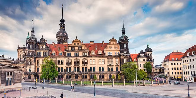 Bảo tàng Grunes Gewolb, Dresden - nơi xảy ra vụ trộm kho báu.