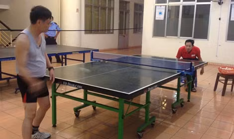Vũ Đăng Trí (bên phải ảnh). Vũ Đăng Trí (bên phải ảnh).