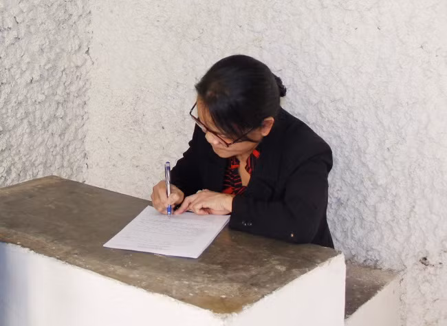 Nguyễn Thị Tuyết tại Cơ quan An ninh điều tra Công an tỉnh Lâm Đồng Nguyễn Thị Tuyết tại Cơ quan An ninh điều tra Công an tỉnh Lâm Đồng