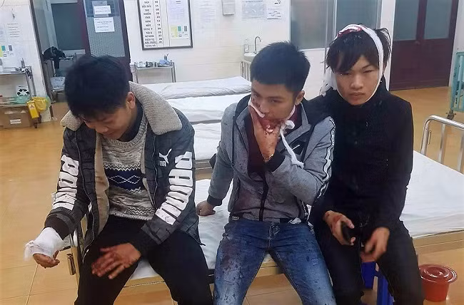 Ba trong số sáu nạn nhân Ba trong số sáu nạn nhân