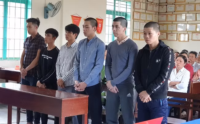 Các bị cáo tại phiên tòa