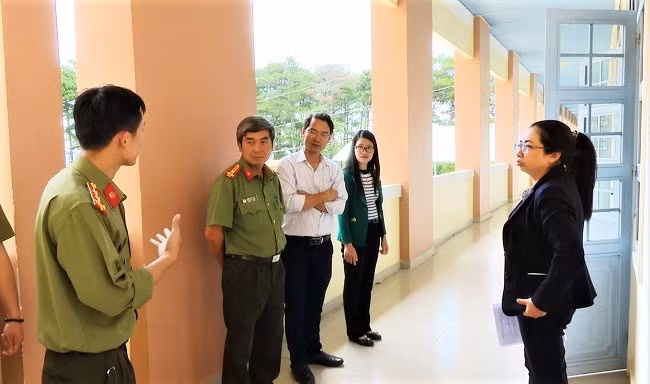 Công an tỉnh Lâm Đồng kiểm tra công tác đảm bảo ANTT kỳ thi THPT Quốc gia
