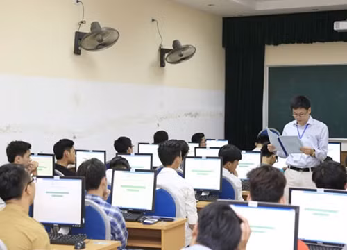 Thí sinh dự thi đánh giá năng lực đợt 1 năm 2016 do ĐHQGHN tổ chức.
