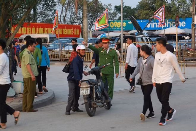 Các phương tiện giao thông cá nhân sẽ bị cấm di chuyển tại một số tuyến đường xung quanh đền Trần.