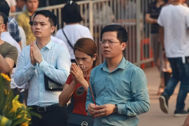 Năm nay lễ Khai ấn vẫn được tiến hành vào nửa đêm.