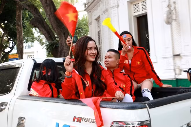 19h tối nay trên sân vận động Rizal Memorial sẽ diễn ra trận Chung kết môn bóng đá Nam SEA Games 30 giữa U22 Việt Nam và U22 Indonesia.