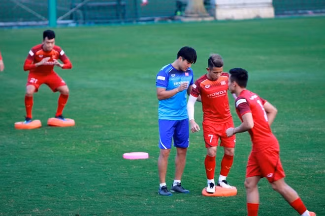 Ở lượt đi, tuyển Việt Nam và Thái Lan hòa nhau 0-0 tại Thammasat, còn lượt về thuộc bảng G vòng loại World Cup 2022 sẽ diễn ra lúc 20 giờ ngày 19-11 trên SVĐ Mỹ Đình, Hà Nội.