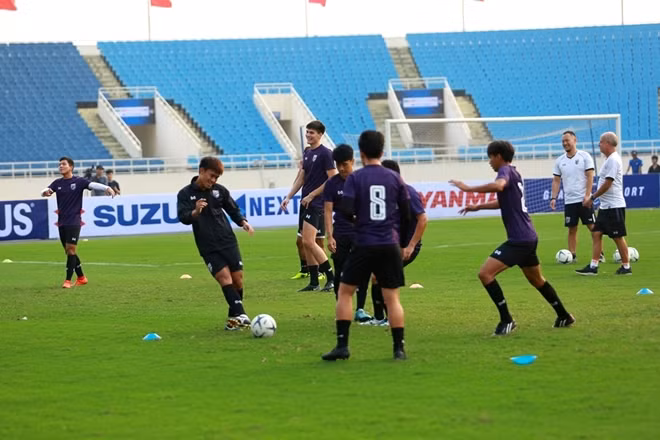 Trận đấu giữa U23 Thái Lan và Indonesia diễn ra vào lúc 17h ngày mai 22-3. Sau đó là trận U23 Việt Nam vs U23 Brunei vào lúc 20h.