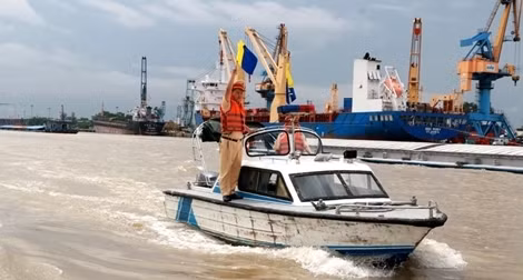 Tổng kiểm tra, xử lý vi phạm của phương tiện thủy nội địa