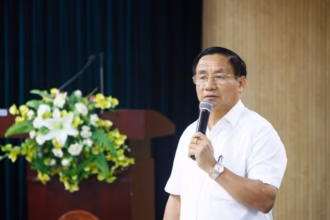 Đồng chí Lê Đình Sơn.