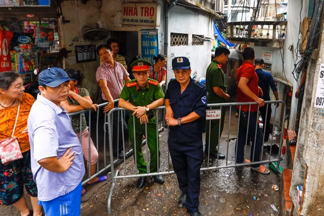 Cho tới hiện tại, khu vực cháy vẫn được phong toả, phục vụ công tác điều tra.