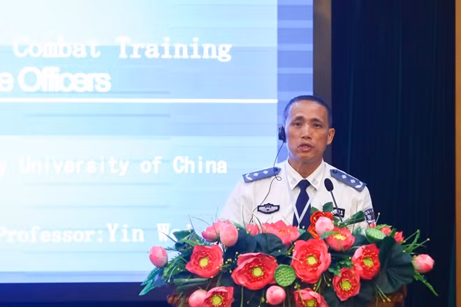 Đại diện trường Đại học Công an Nhân dân Trung Quốc phát biểu tại hội thảo